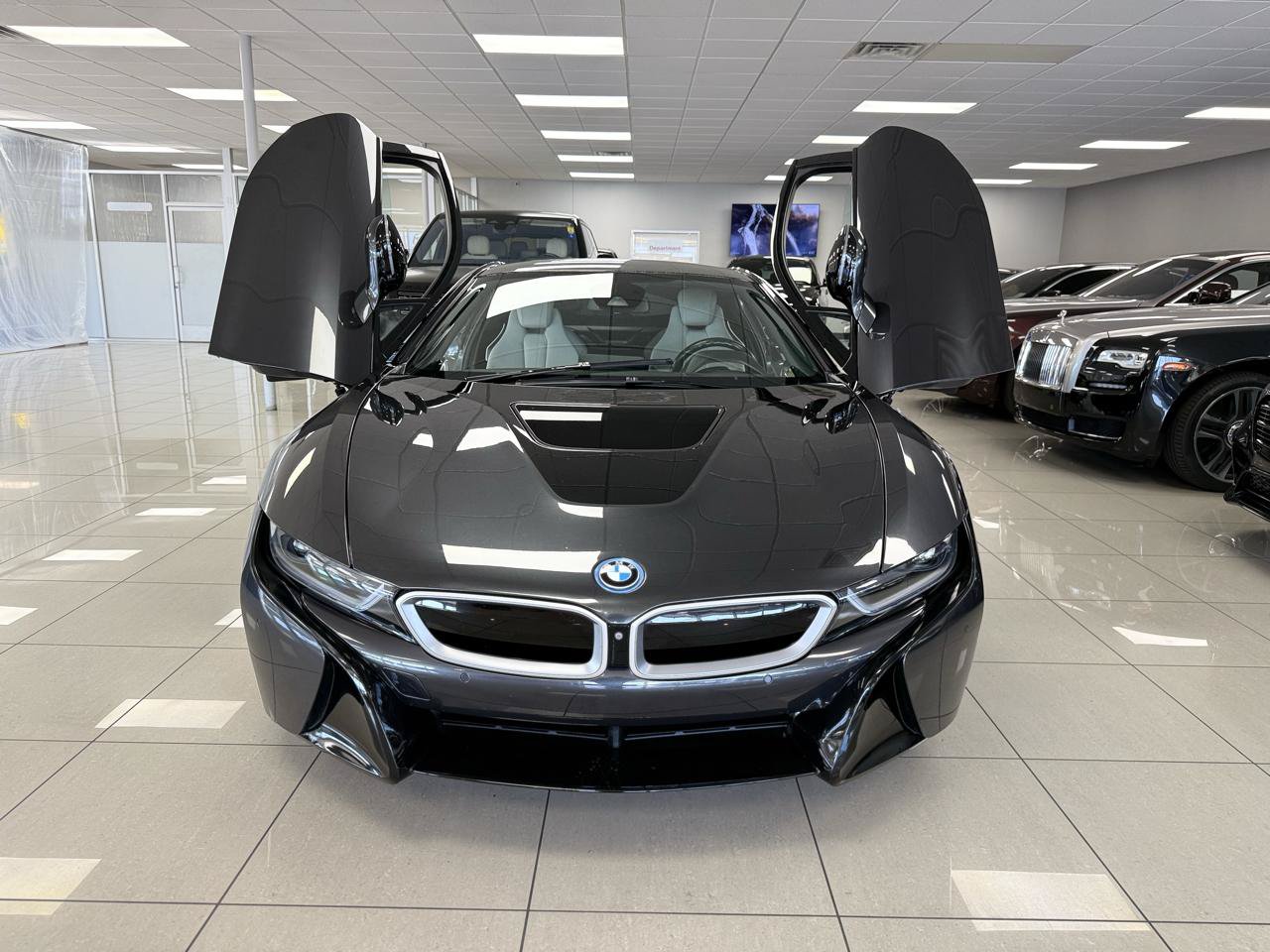 Used 2014 BMW i8 AWD/4WD image 4