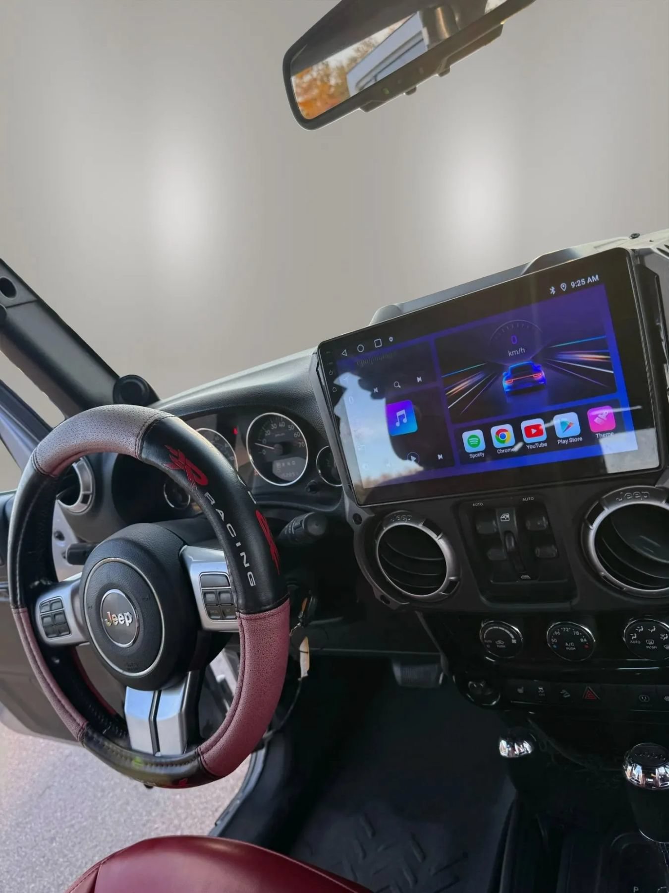 Used 2013 Jeep Wrangler Unlimited Rubicon AWD/4WD image 16