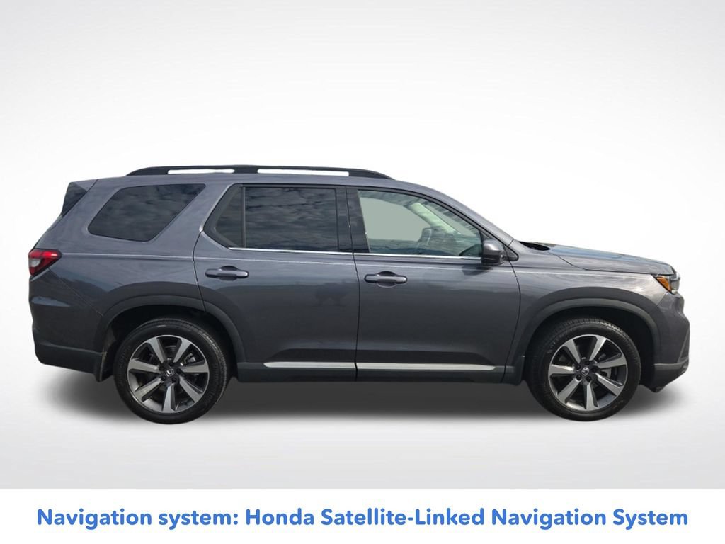 Used 2024 Honda Pilot Elite image 2