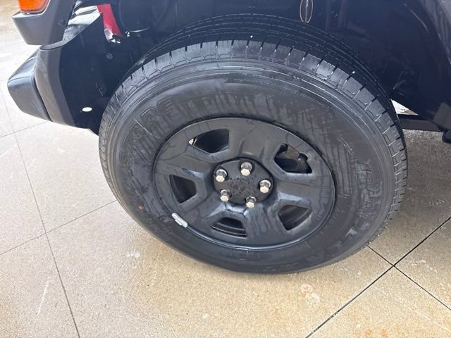 Used 2021 Jeep Gladiator Sport AWD/4WD image 12