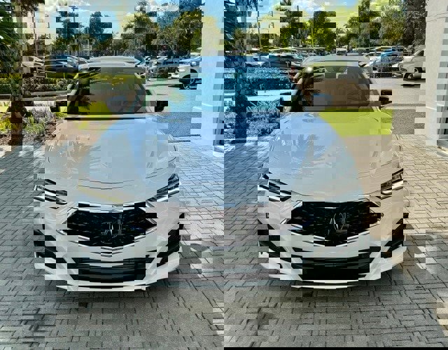 Certified 2022 Acura TLX w/ Technology Package image 2