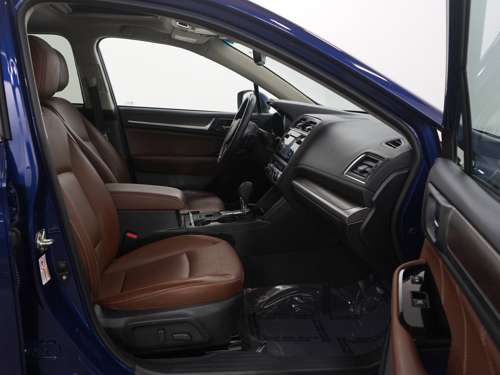 Used 2017 Subaru Outback 3.6R Touring image 10