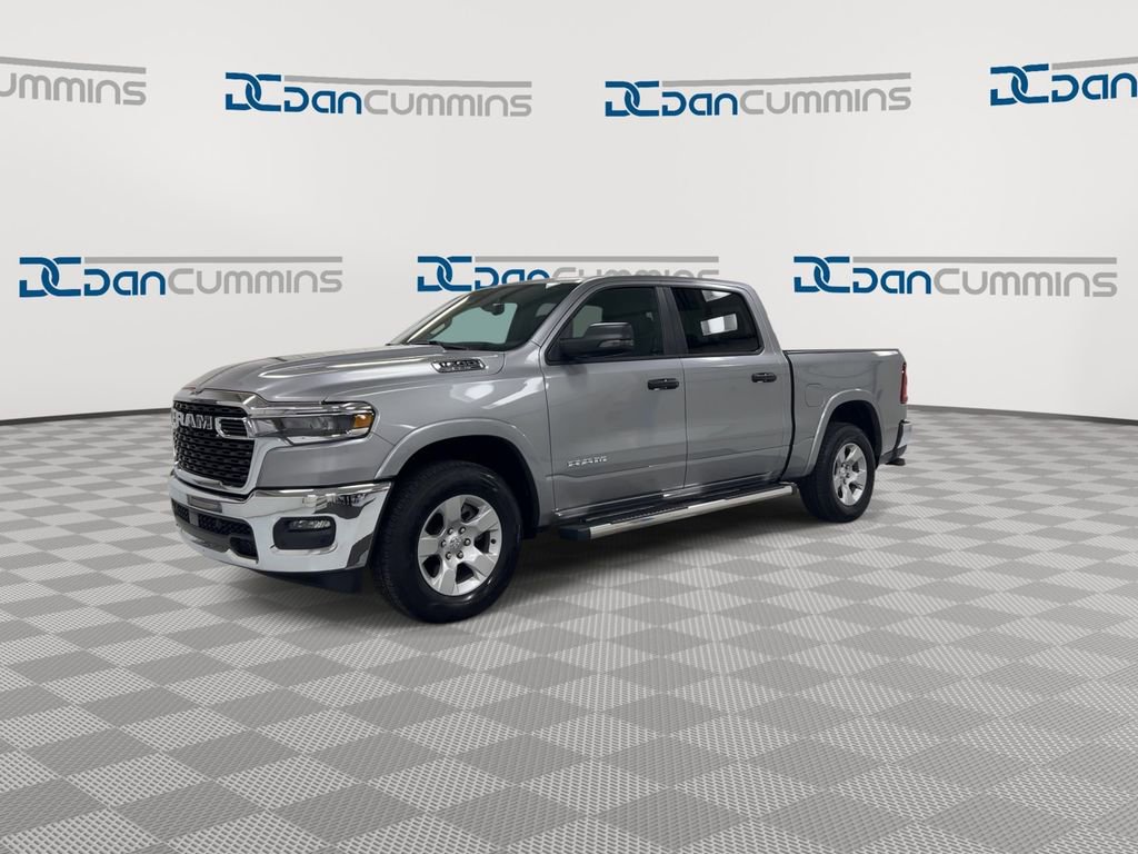 Used 2025 RAM 1500 Big Horn AWD/4WD image 4