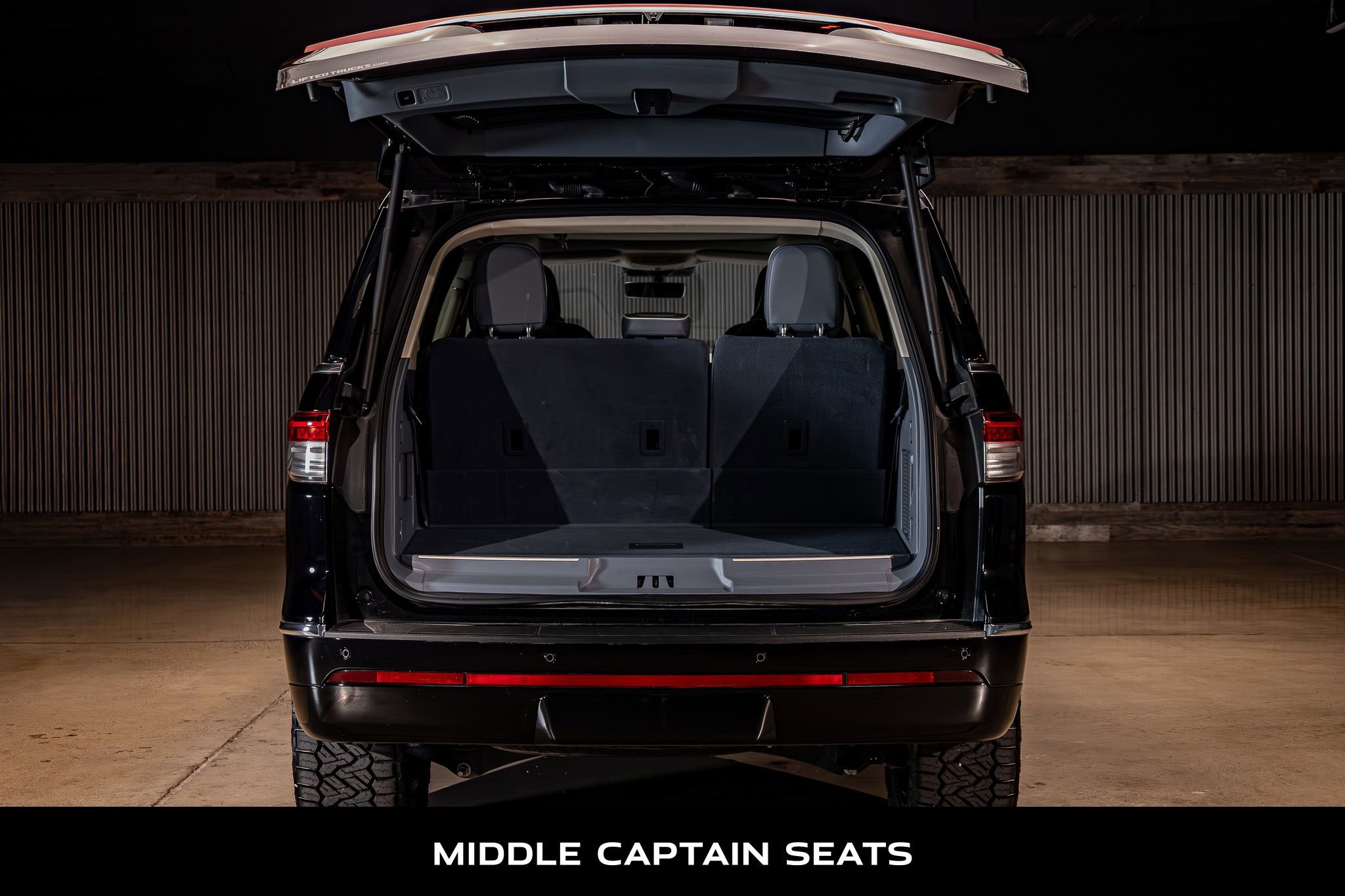 Used 2024 Lincoln Navigator Black Label image 9