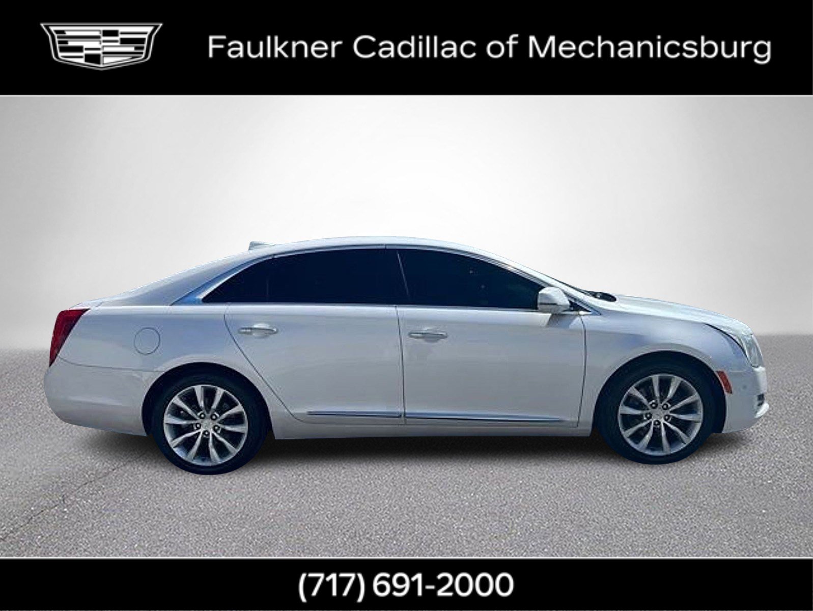 Used 2017 Cadillac XTS Luxury FWD image 3