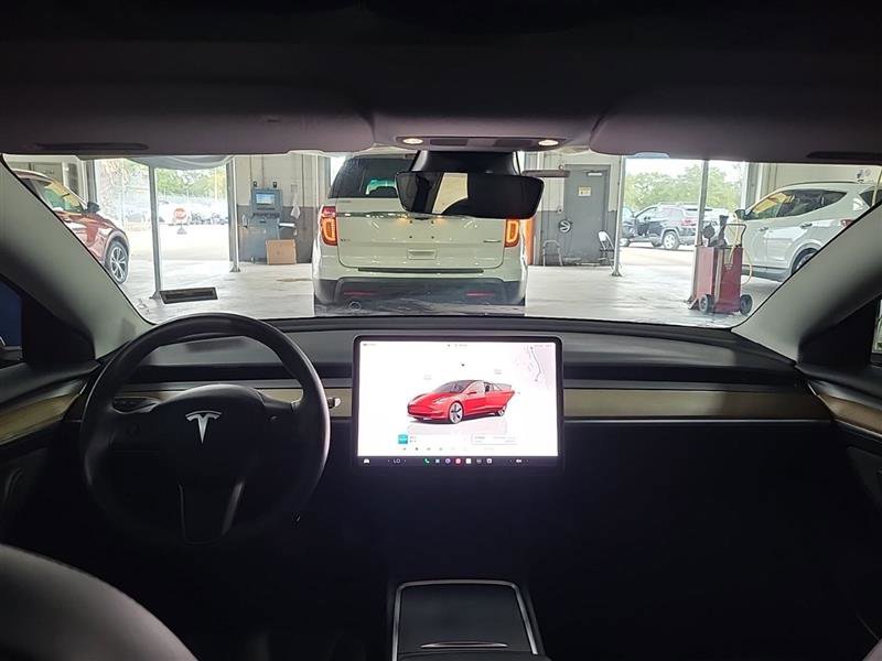 Used 2022 Tesla Model 3 Standard Range image 7