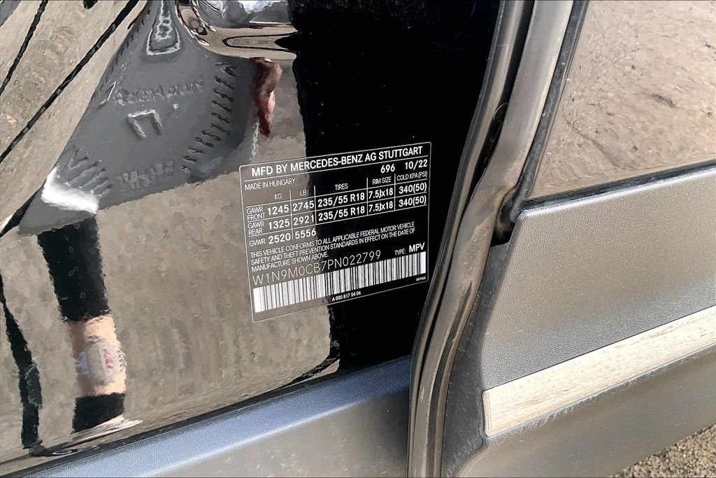 Used 2023 Mercedes-Benz EQB 250+ image 34