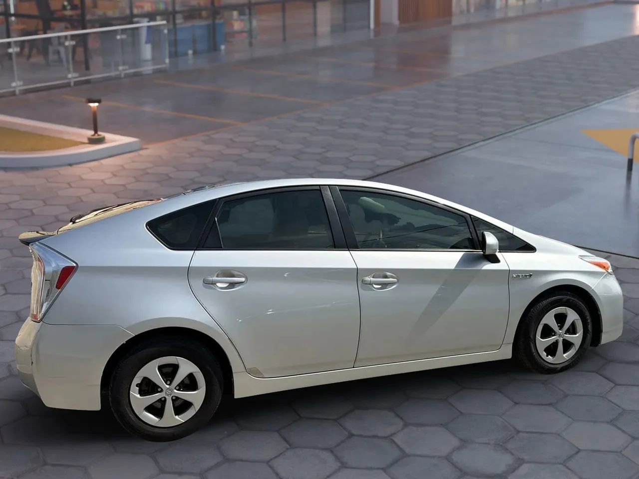 Used 2014 Toyota Prius Three image 14