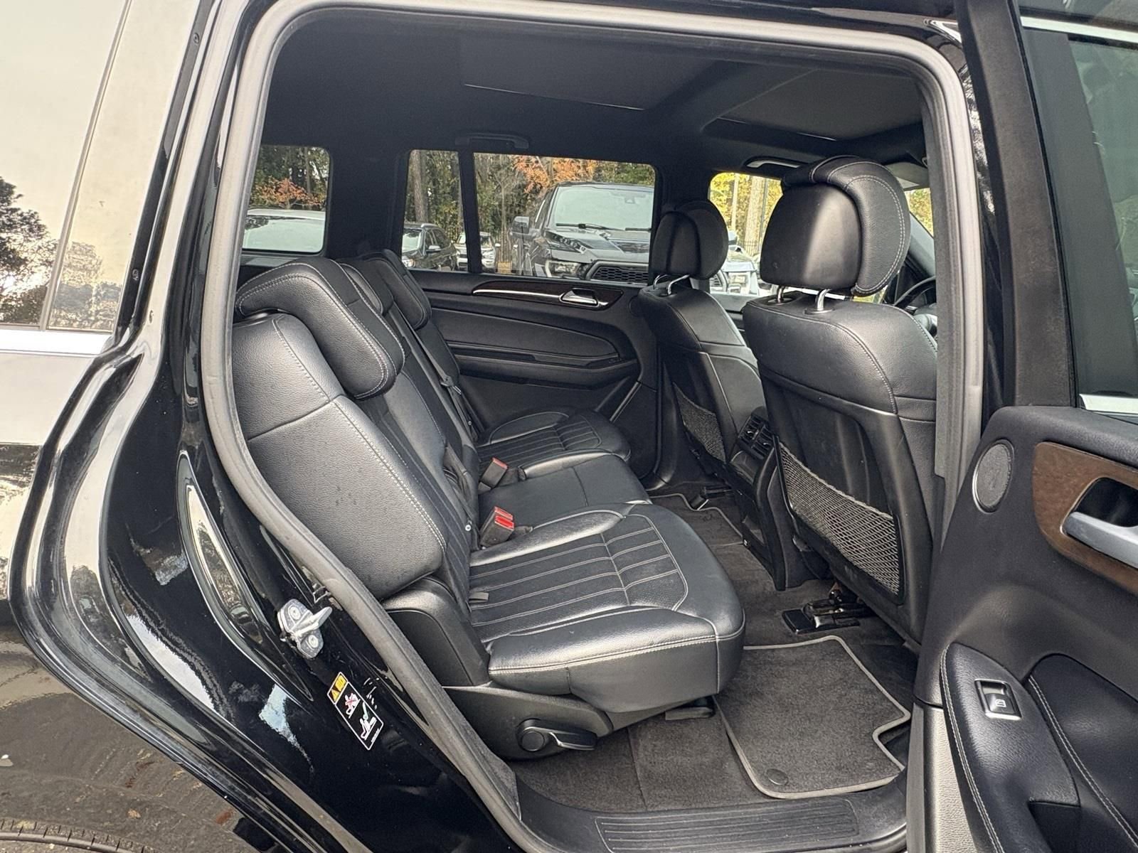 Used 2019 Mercedes-Benz GLS 450 4MATIC image 25