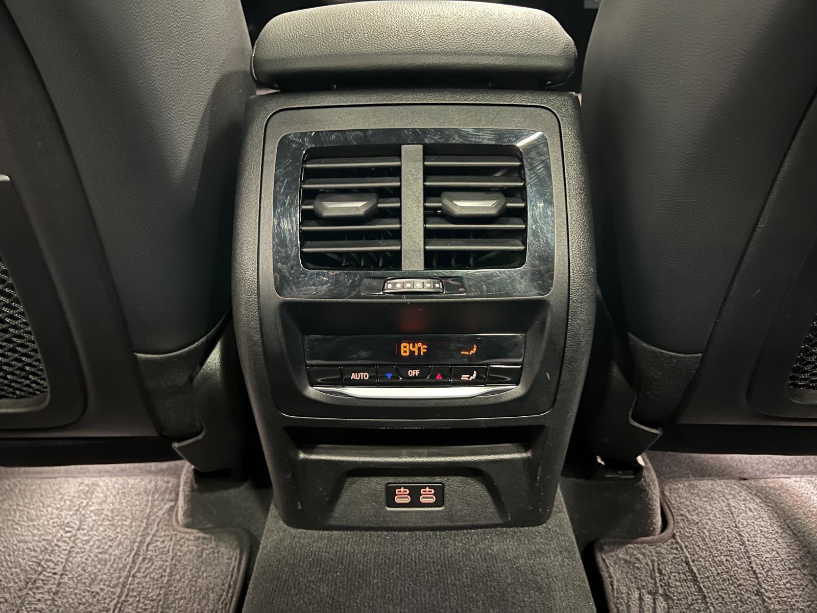 Used 2022 BMW X3 M40i w/ Premium Package image 32