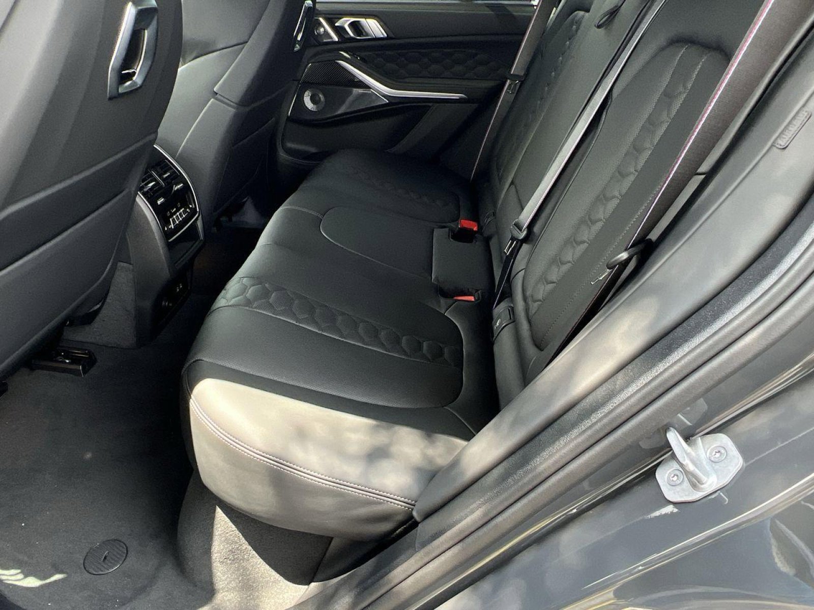 New 2026 BMW X5 M Competition w/ Executive Package image 22