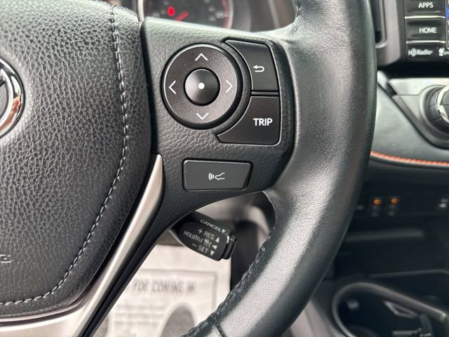 Used 2017 Toyota RAV4 SE image 28