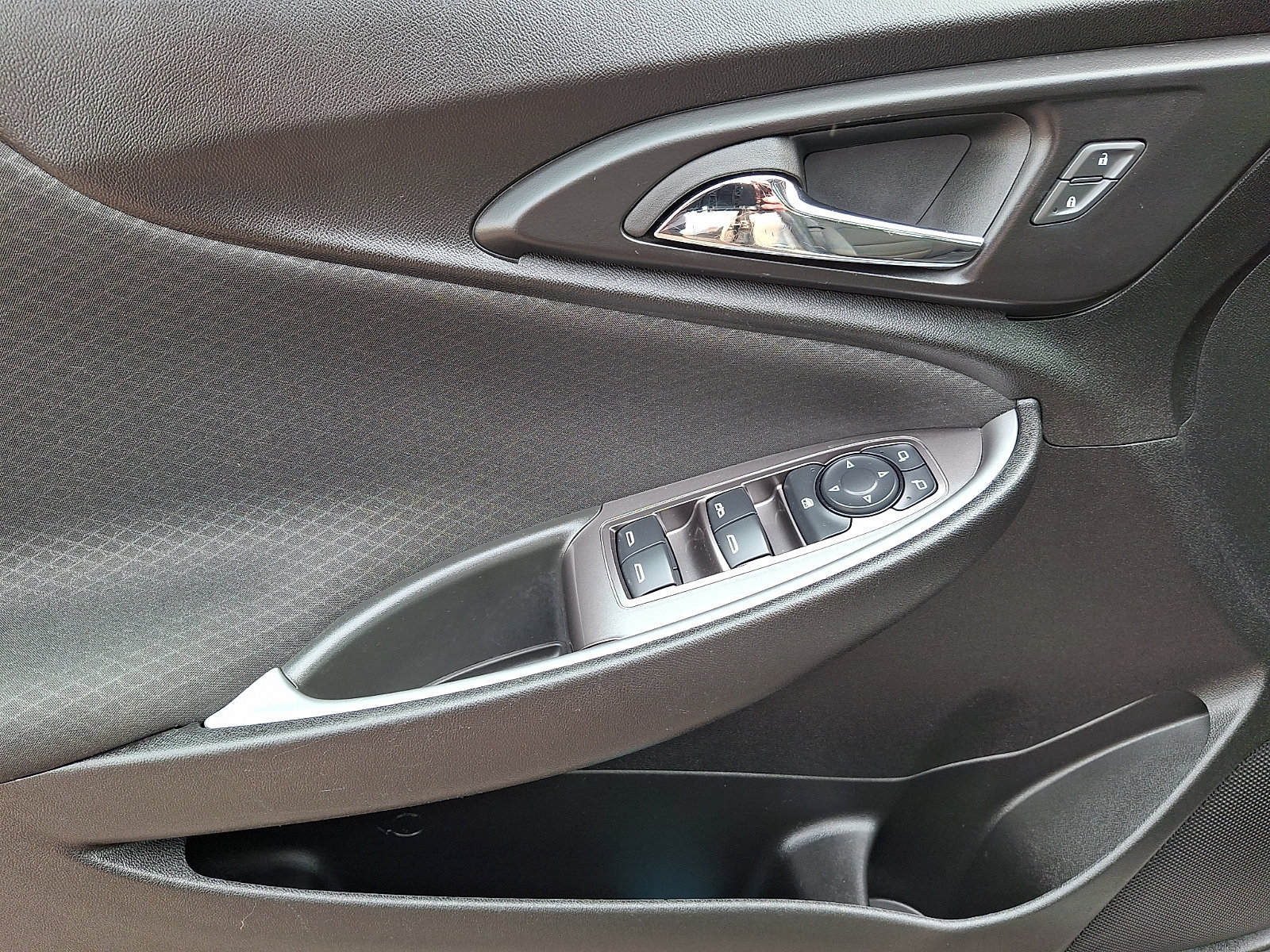 Used 2024 Chevrolet Malibu LT FWD image 12