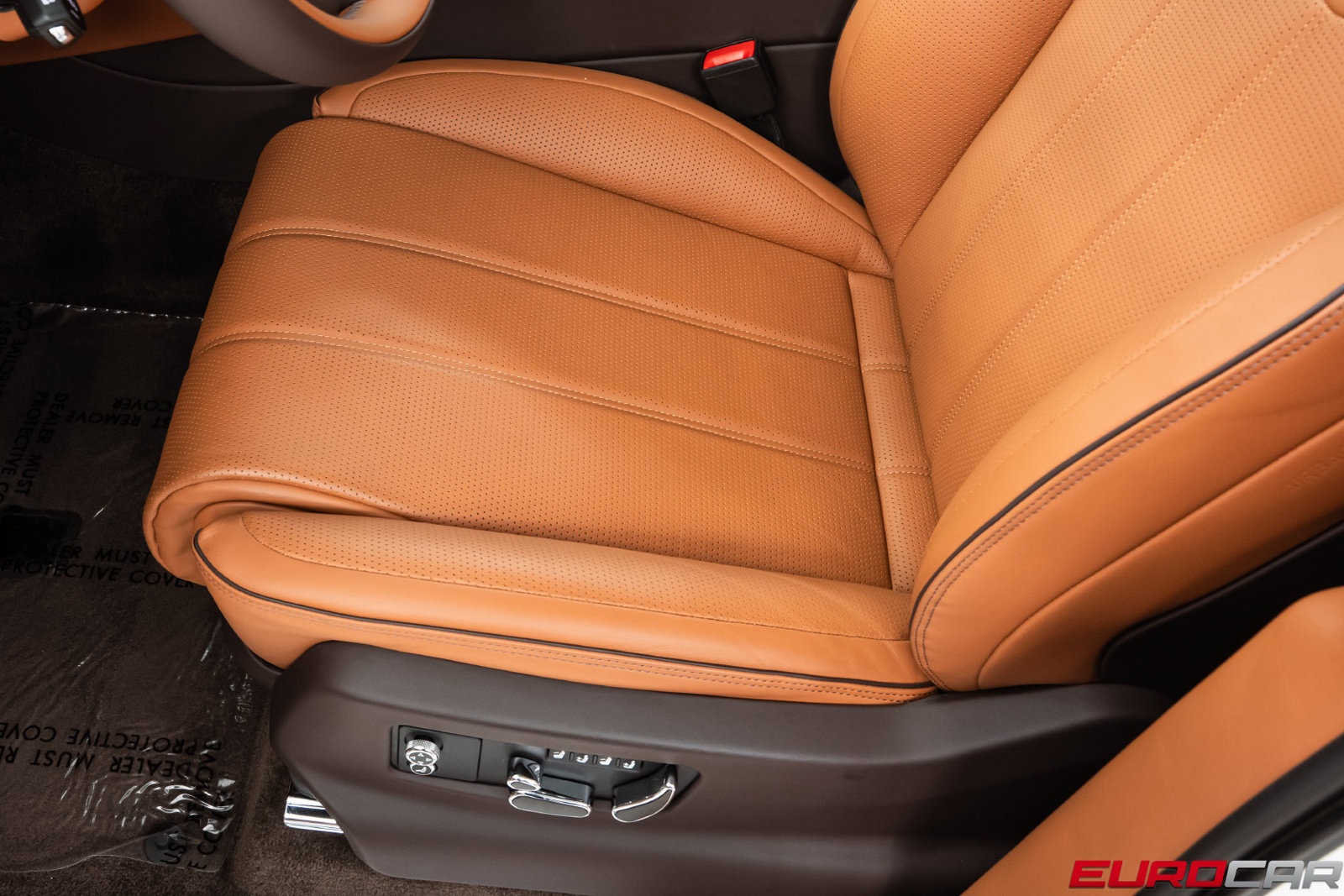 Used 2024 Bentley Bentayga AWD/4WD image 42