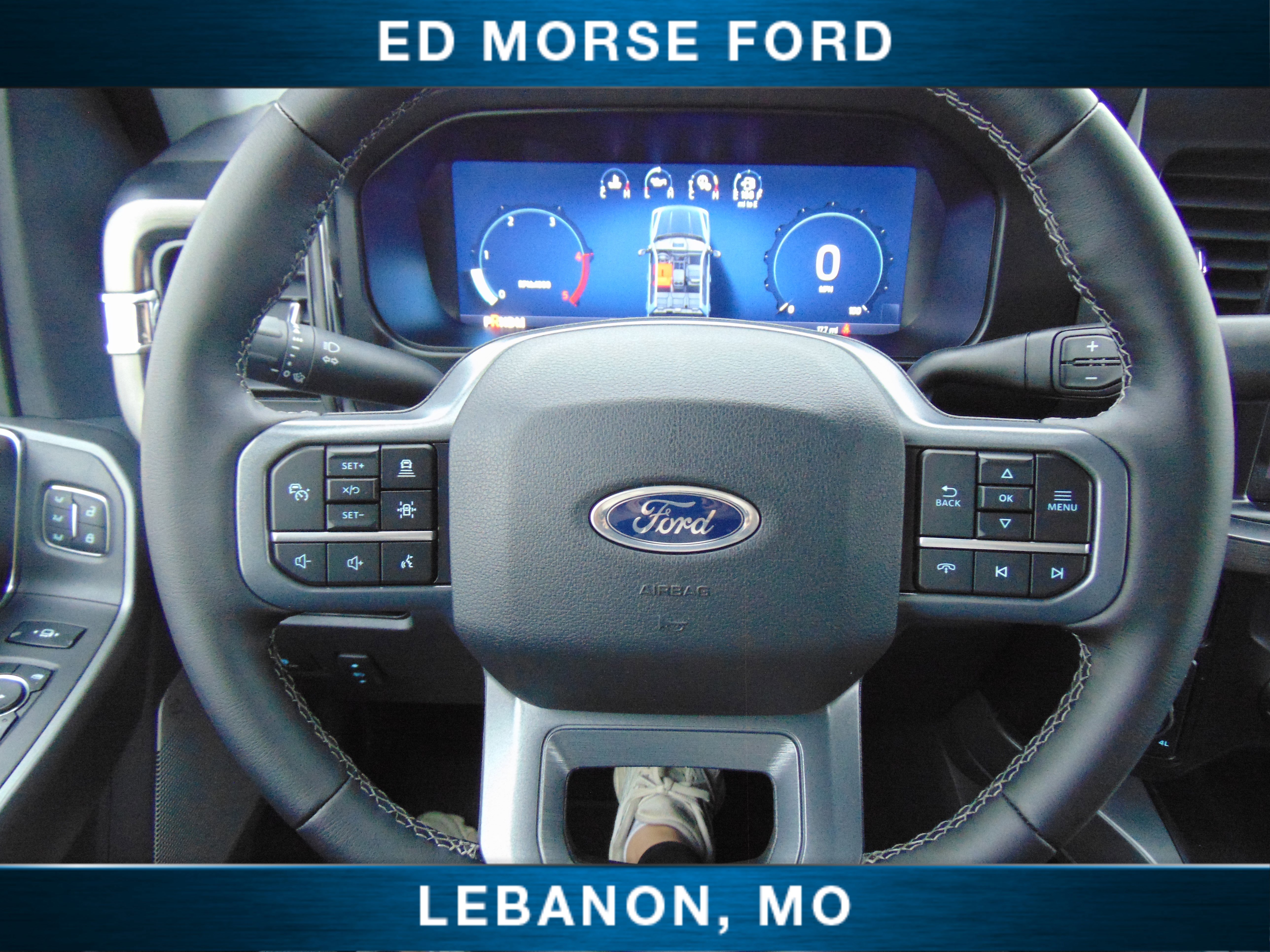 New 2026 Ford F250 Lariat w/ Black Appearance Package image 27