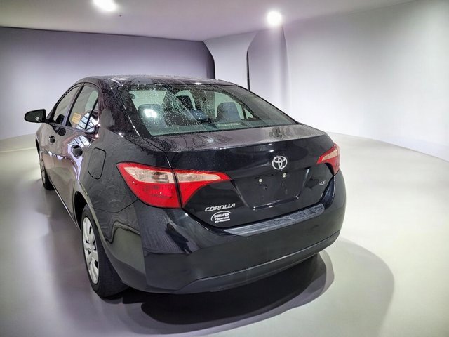Used 2017 Toyota Corolla LE image 13