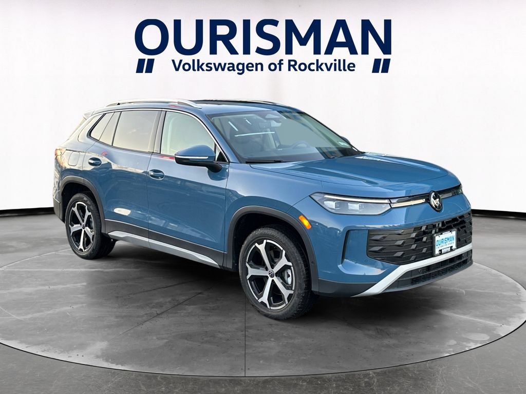New 2026 Volkswagen Tiguan SE AWD/4WD image 1