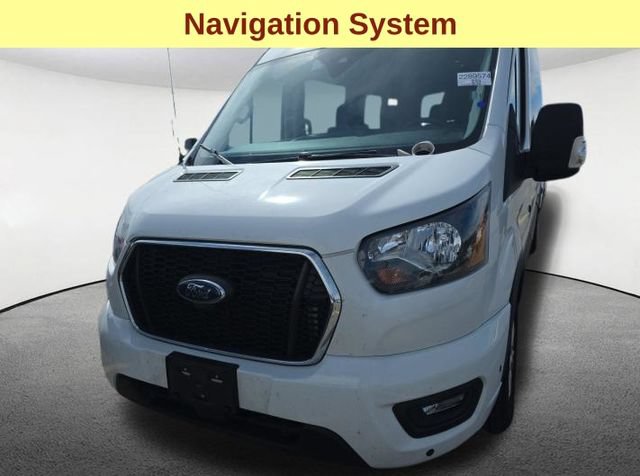 Used 2024 Ford Transit 350 XLT RWD image 4