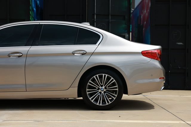 Used 2018 BMW 540i RWD image 30