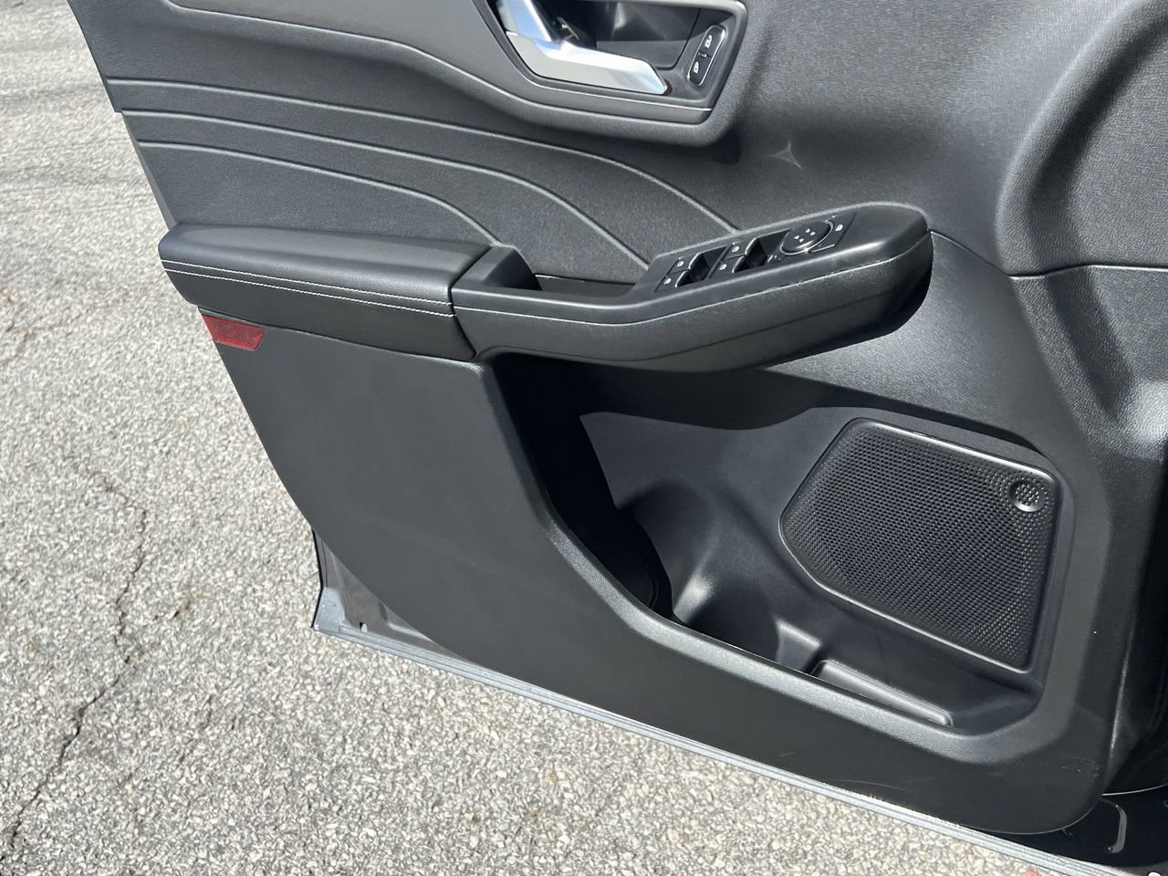New 2026 Ford Escape SE image 16
