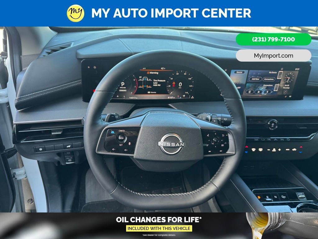 Used 2025 Nissan Murano SV AWD/4WD image 9