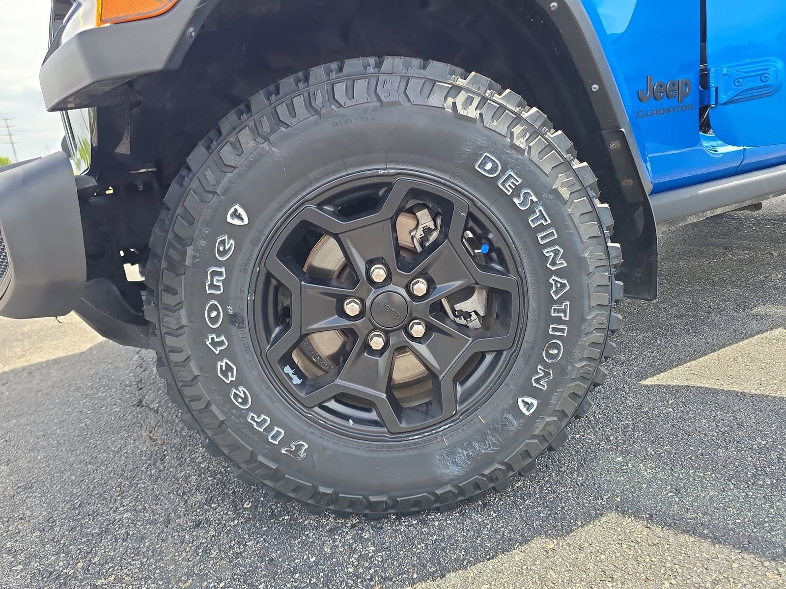 Used 2021 Jeep Gladiator Sport AWD/4WD image 29