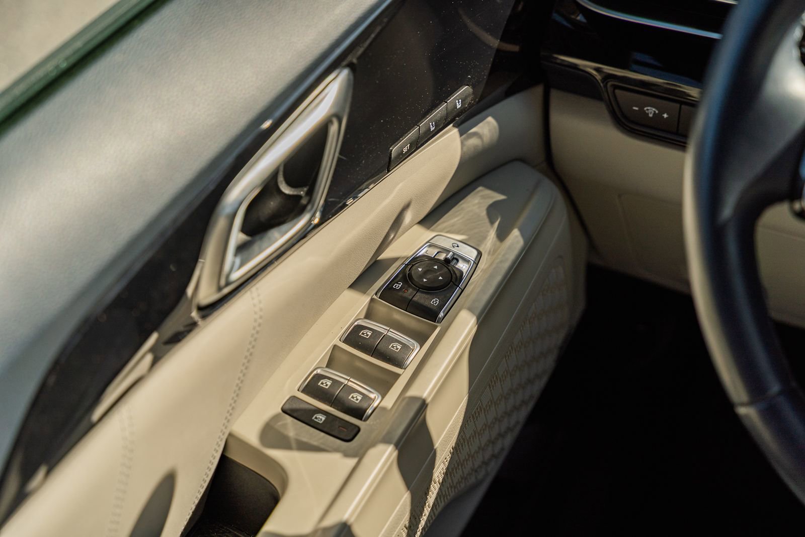 Used 2025 Kia Carnival SX Prestige image 37