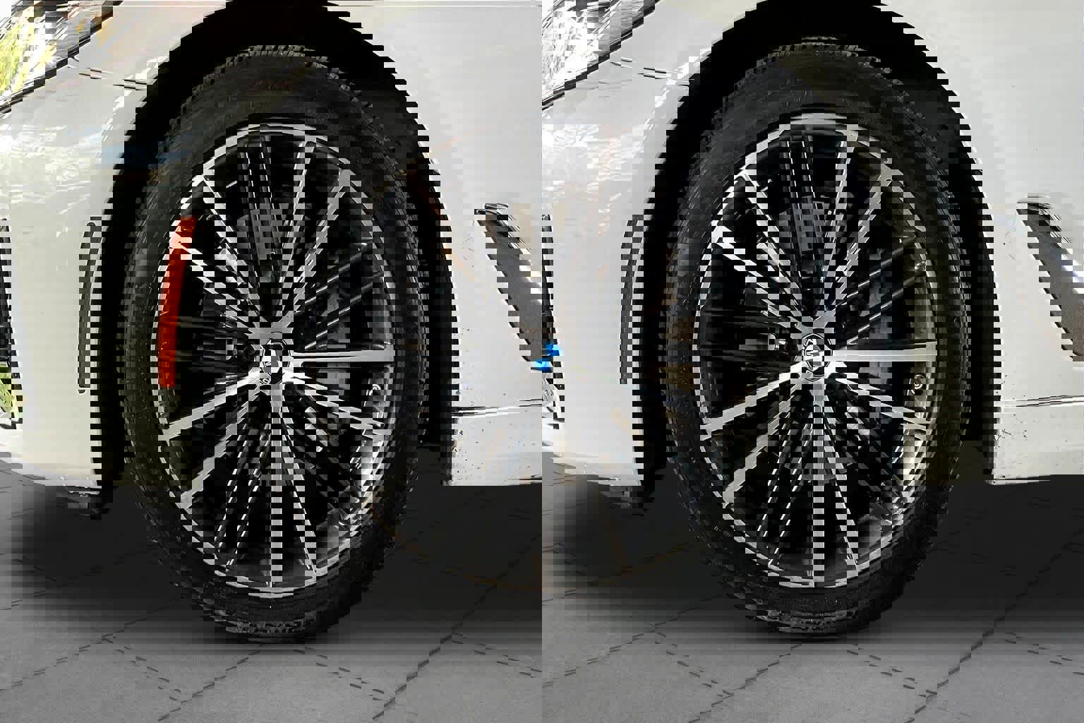 Used 2023 BMW 530i w/ Convenience Package RWD image 10