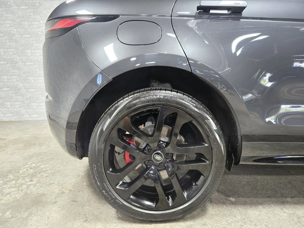 Used 2023 Land Rover Range Rover Evoque R-Dynamic SE image 60