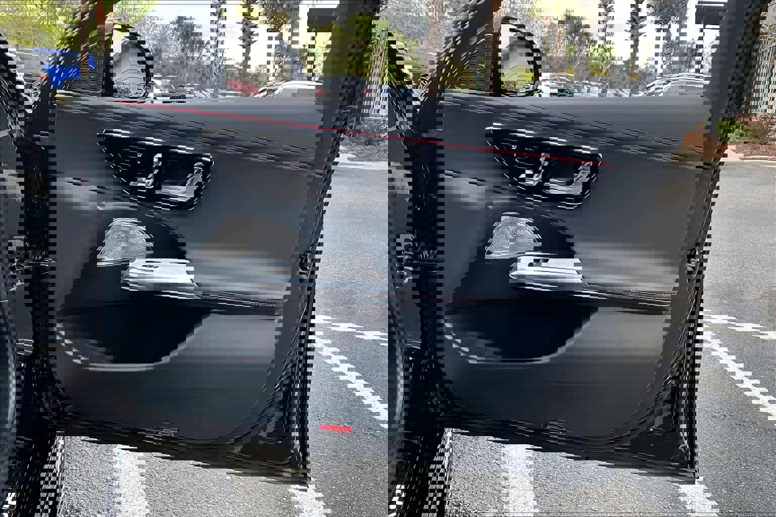 Certified 2025 Mercedes-Benz E 53 AMG e 4MATIC Sedan image 23