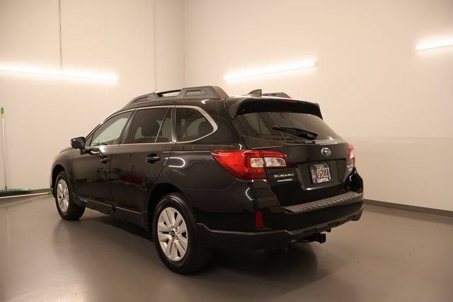Used 2017 Subaru Outback 2.5i Premium AWD/4WD image 4