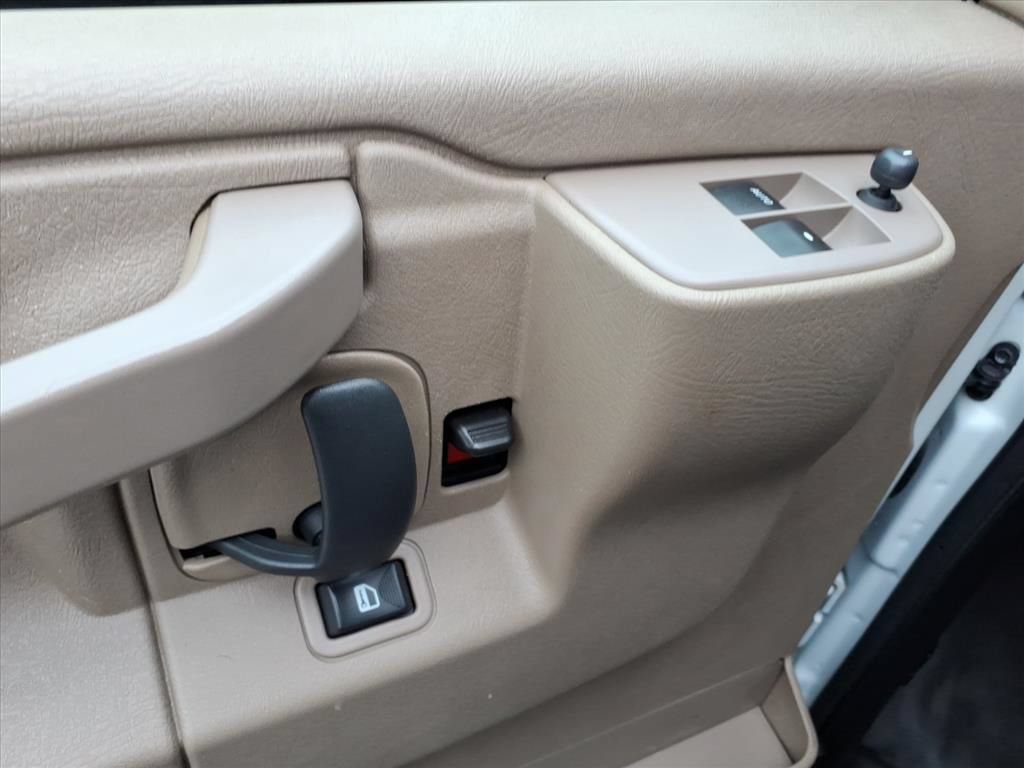 Certified 2023 GMC Savana 2500 w/ Driver Convenience Package RWD image 21