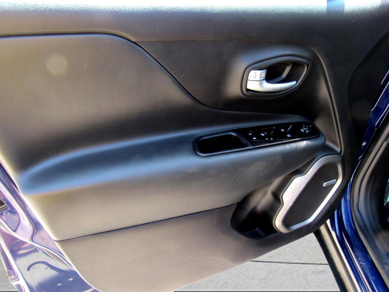 Used 2021 Jeep Renegade Limited w/ Sun & Sound Group image 42