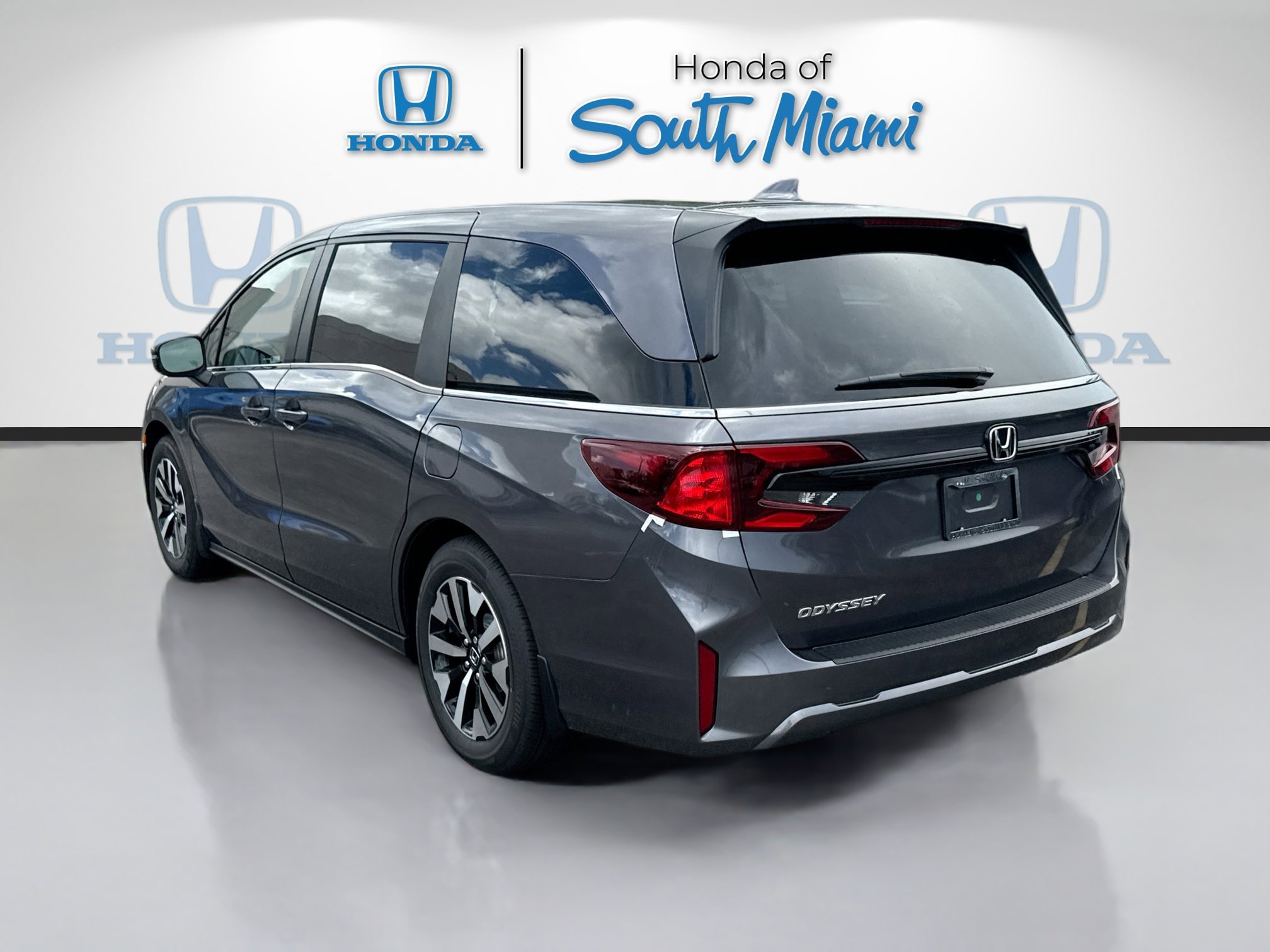 New 2026 Honda Odyssey EX-L image 4