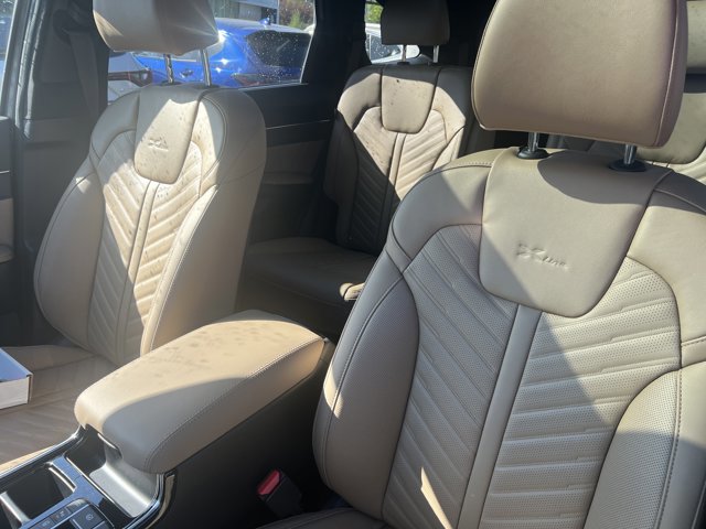 Used 2026 Kia Sorento SX Prestige w/ Olive Brown Leather Package image 9