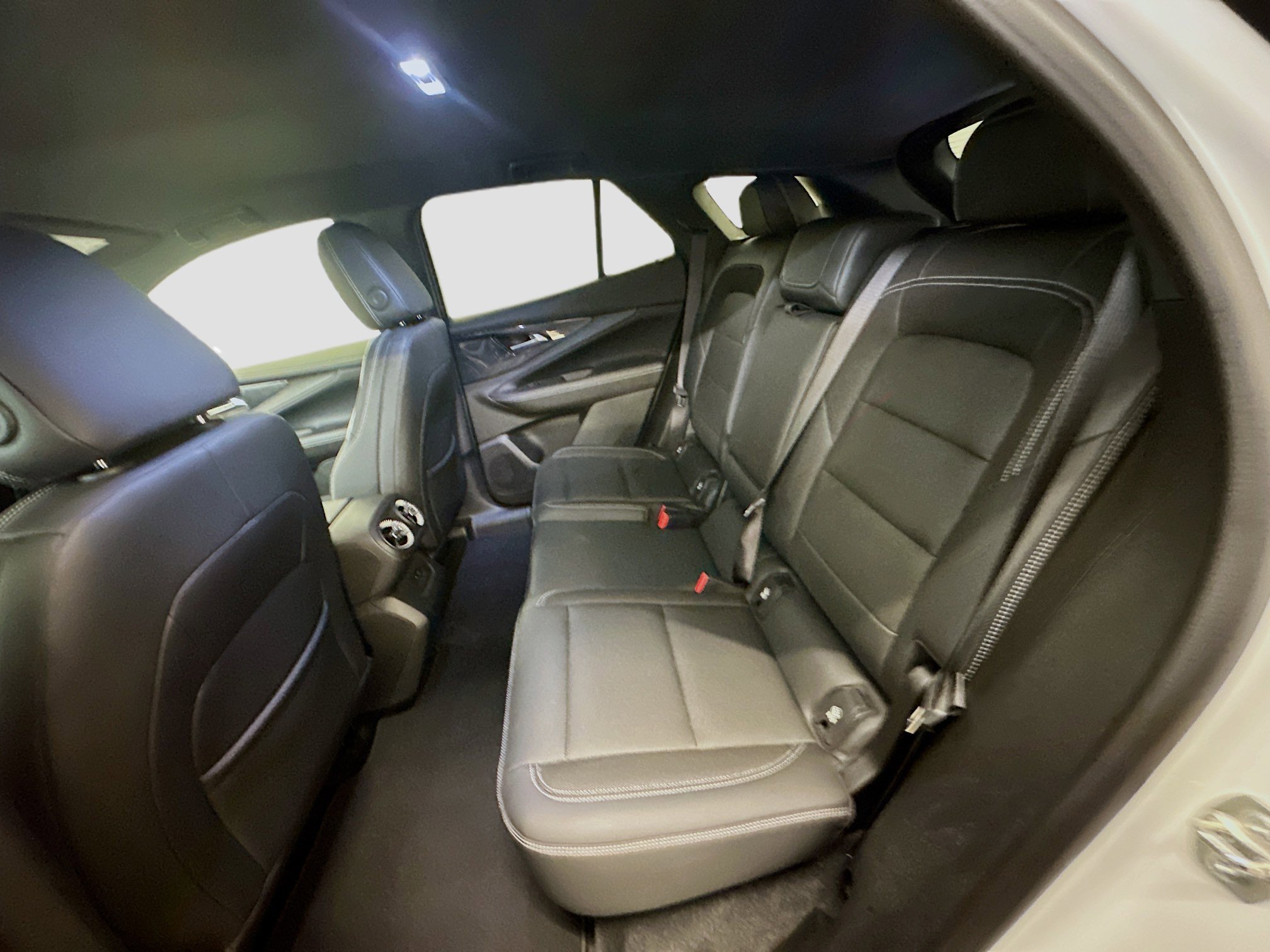 Used 2024 Chevrolet Blazer EV LT AWD/4WD image 29