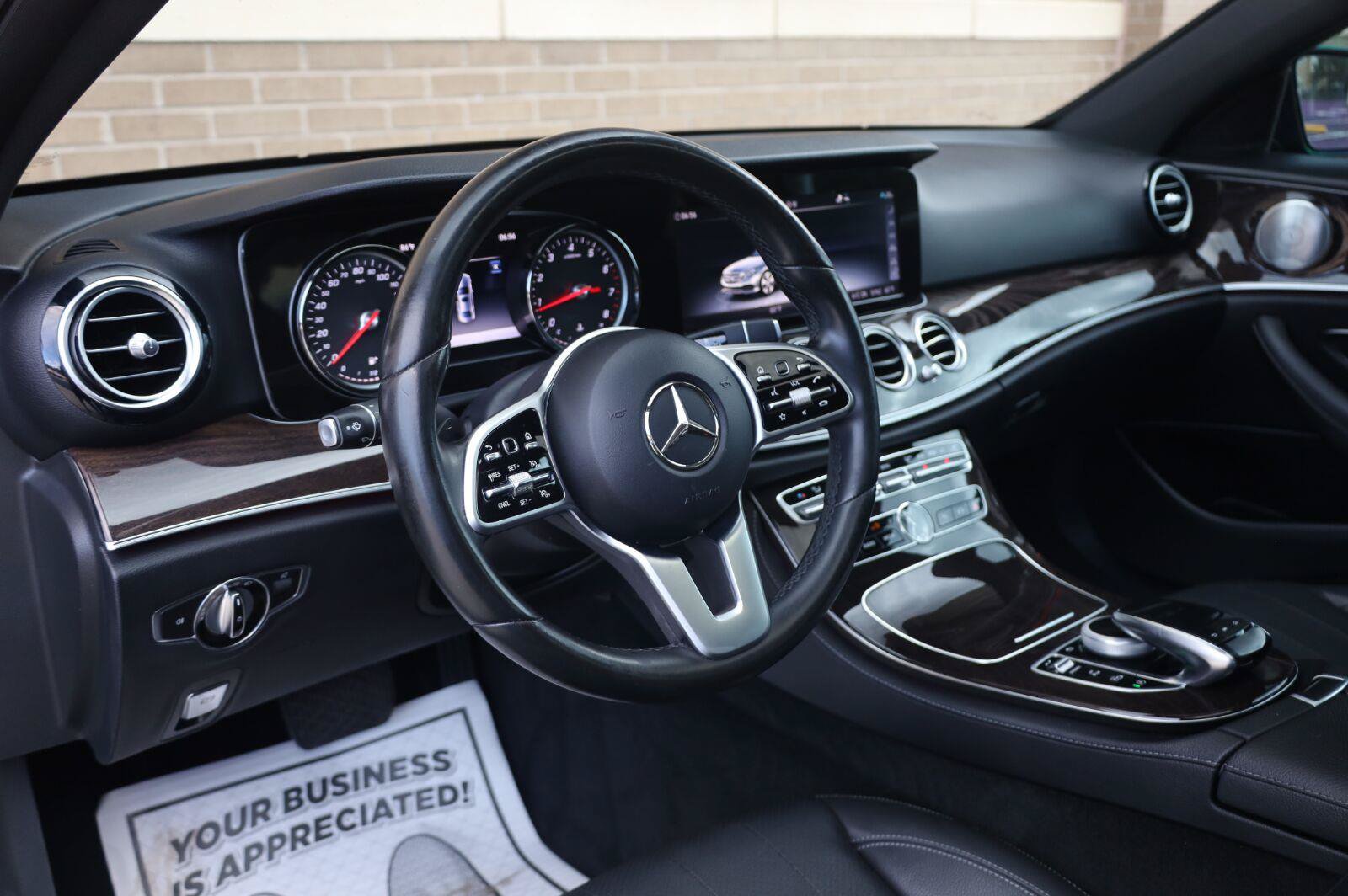 Used 2019 Mercedes-Benz E 300 image 16