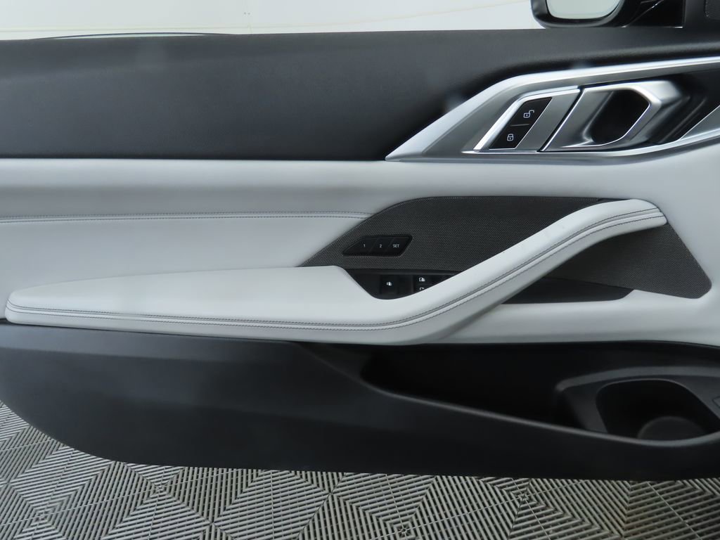 Used 2022 BMW M4 xDrive Competition w/ Executive Package image 32