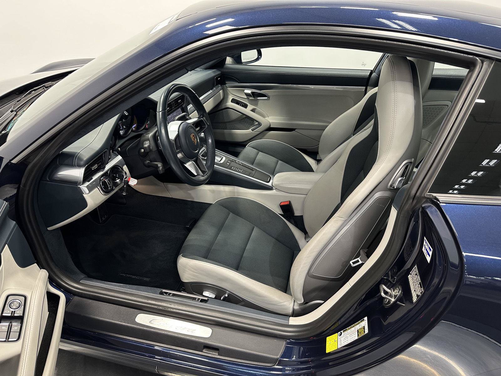 Certified 2018 Porsche 911 Carrera RWD image 17