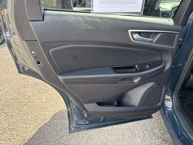 Used 2019 Ford Edge SEL w/ Equipment Group 201A image 19