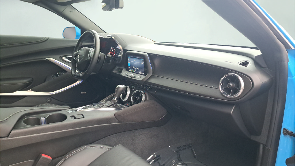Used 2023 Chevrolet Camaro SS w/ Design Package 3 RWD image 27