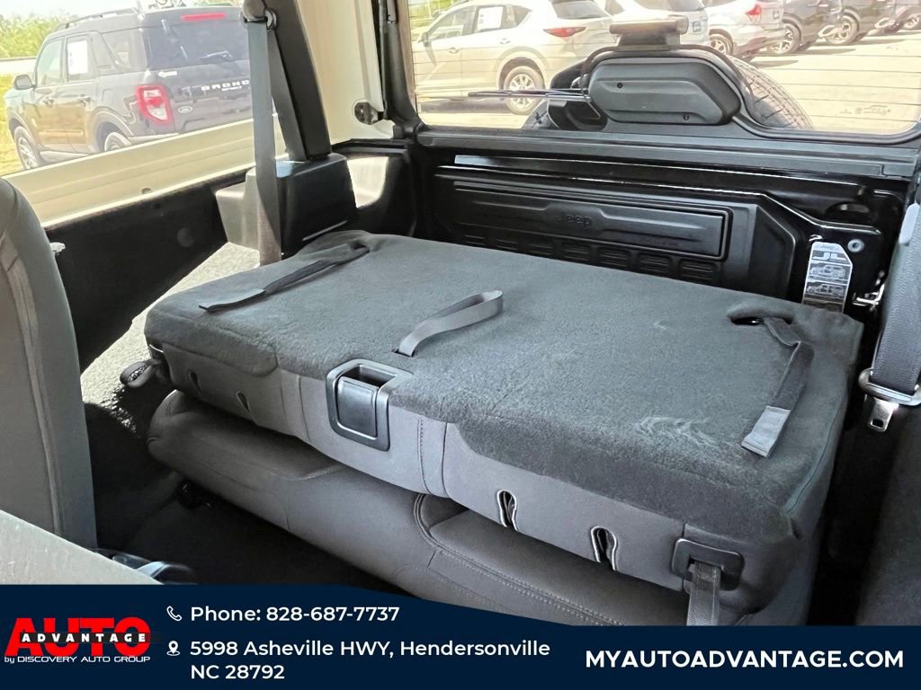 Used 2019 Jeep Wrangler Sport AWD/4WD image 27