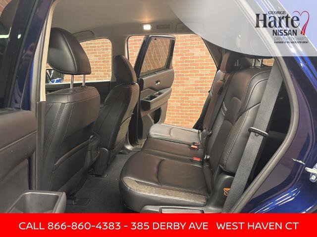 Certified 2023 Nissan Pathfinder SL image 21