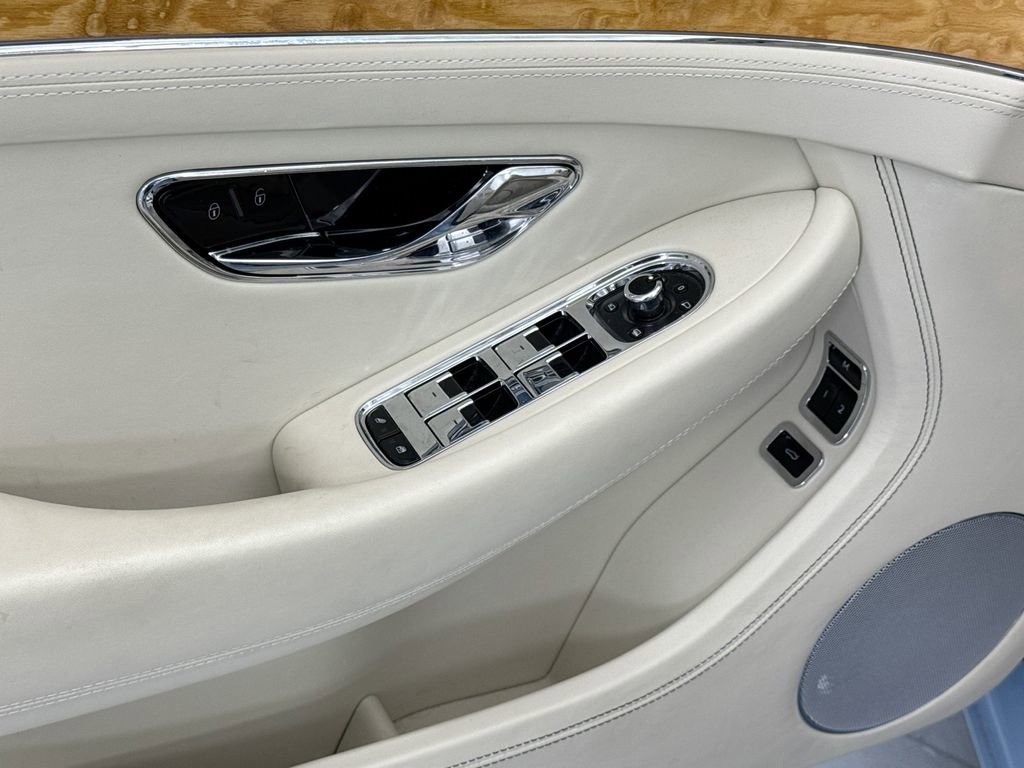 Used 2020 Bentley Continental GT image 29