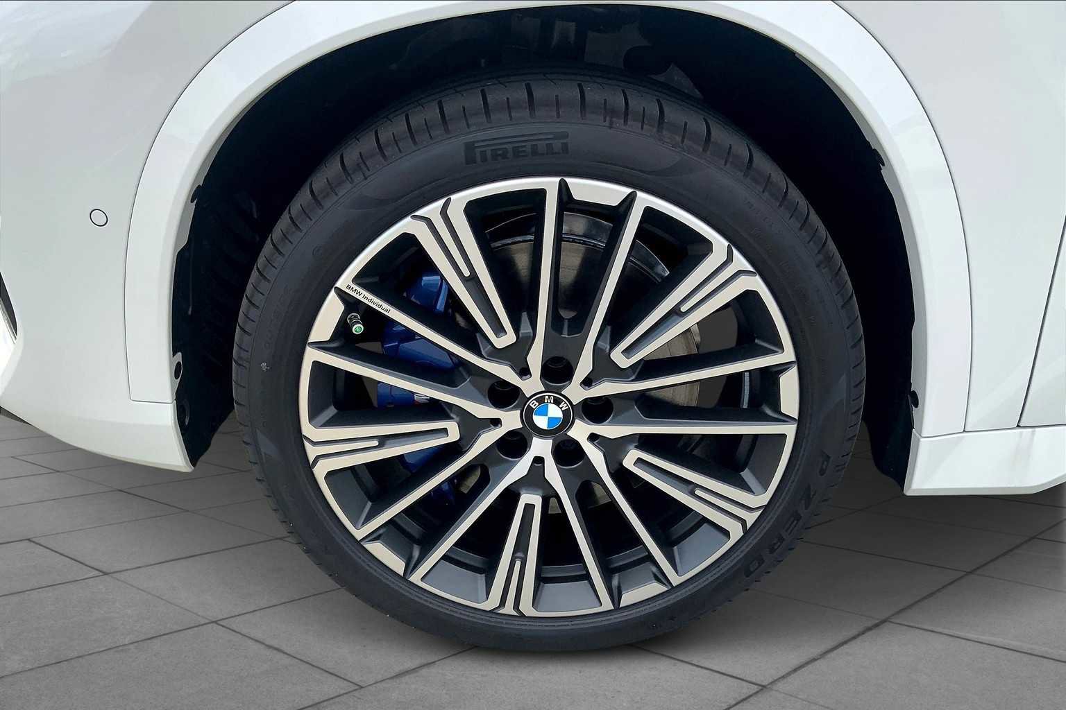 Used 2026 BMW X1 M35i w/ Technology Package image 11