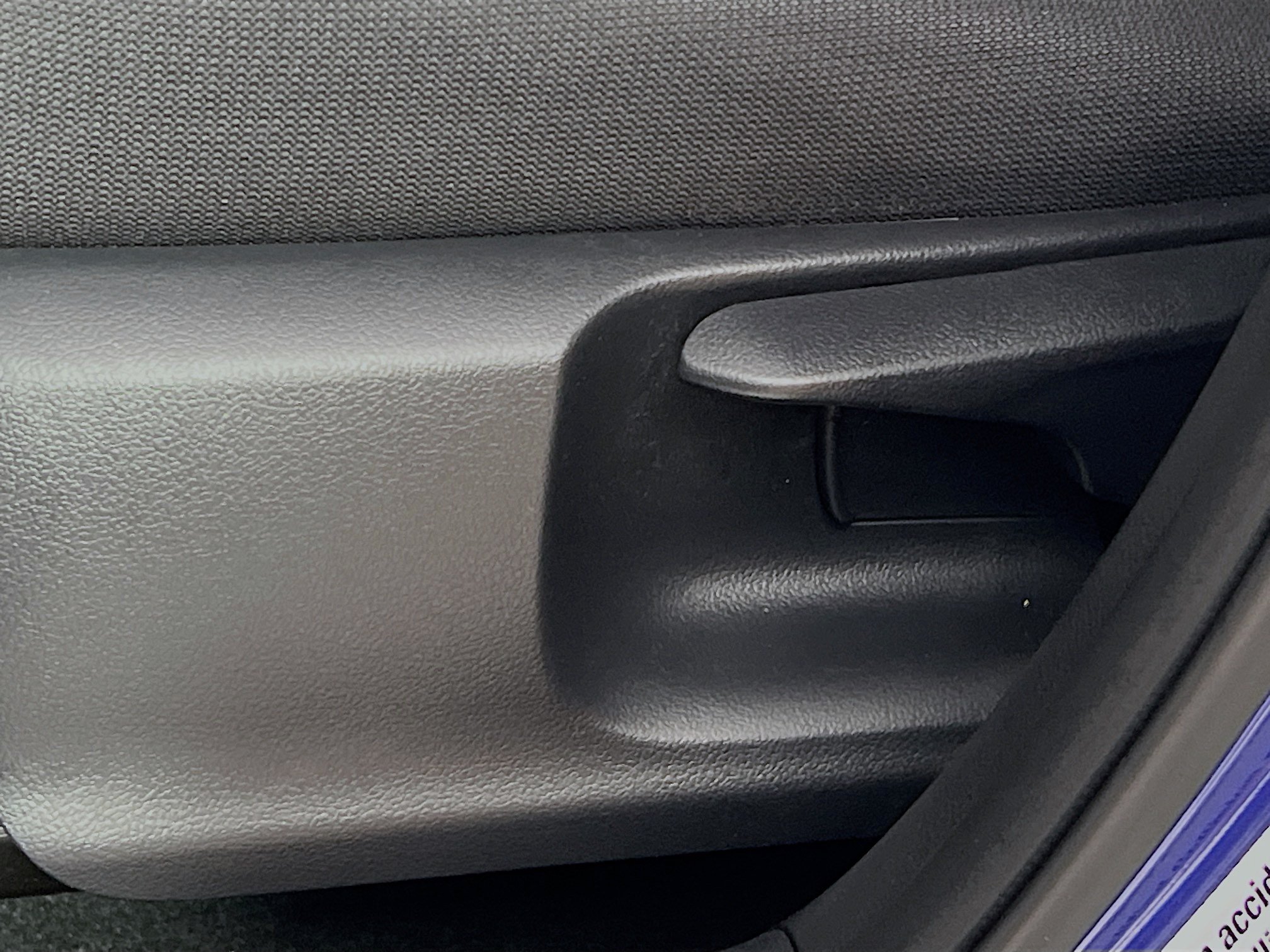 Used 2024 Toyota Corolla Cross LE FWD image 16