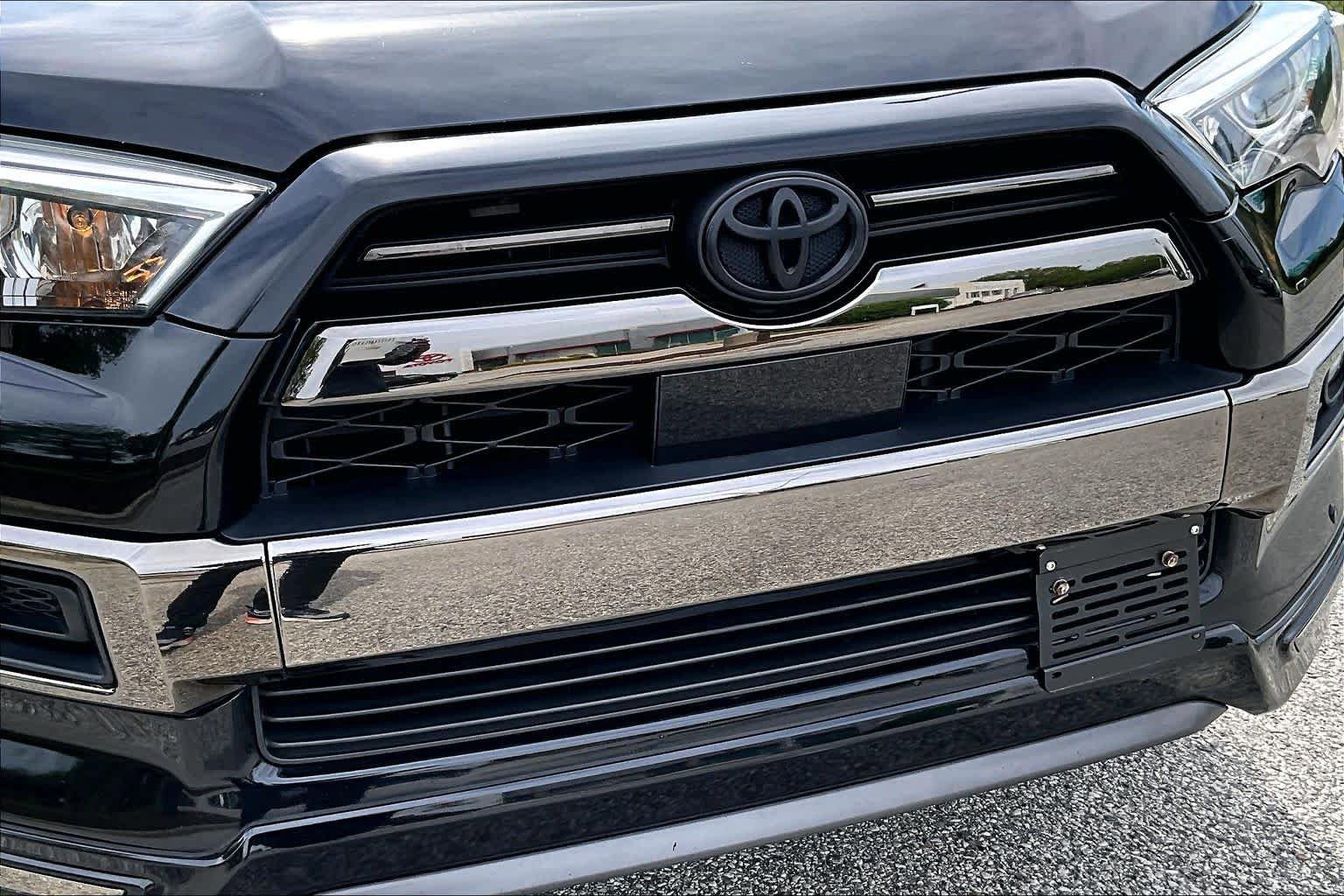 Used 2020 Toyota 4Runner Nightshade AWD/4WD image 30