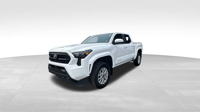 Used 2024 Toyota Tacoma SR5 image 3
