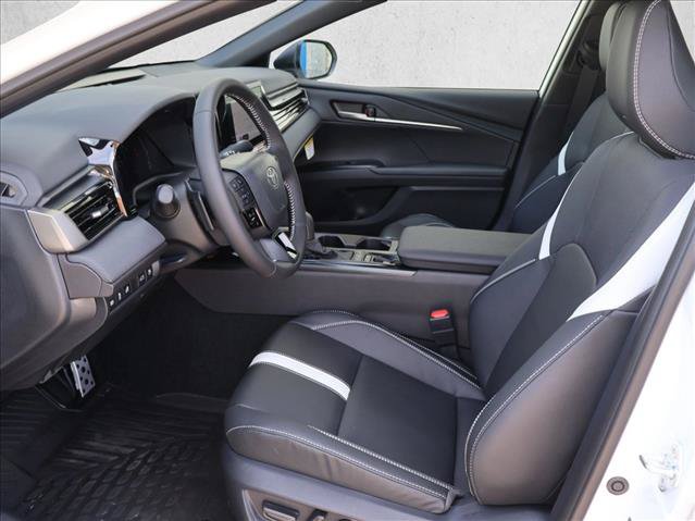 New 2026 Toyota Camry SE FWD image 4