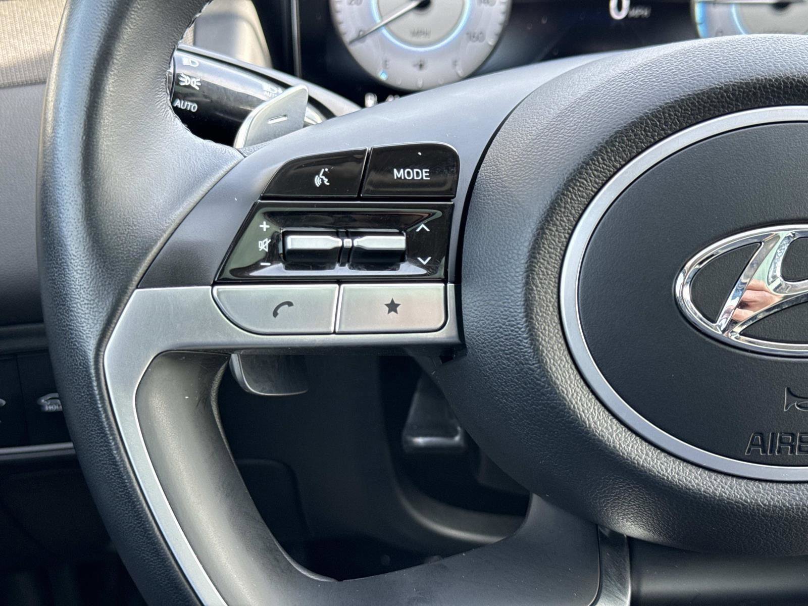 Certified 2022 Hyundai Tucson Limited image 11